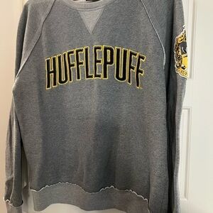 Harry Potter Hufflepuff Gray Sweatshirt Medium
